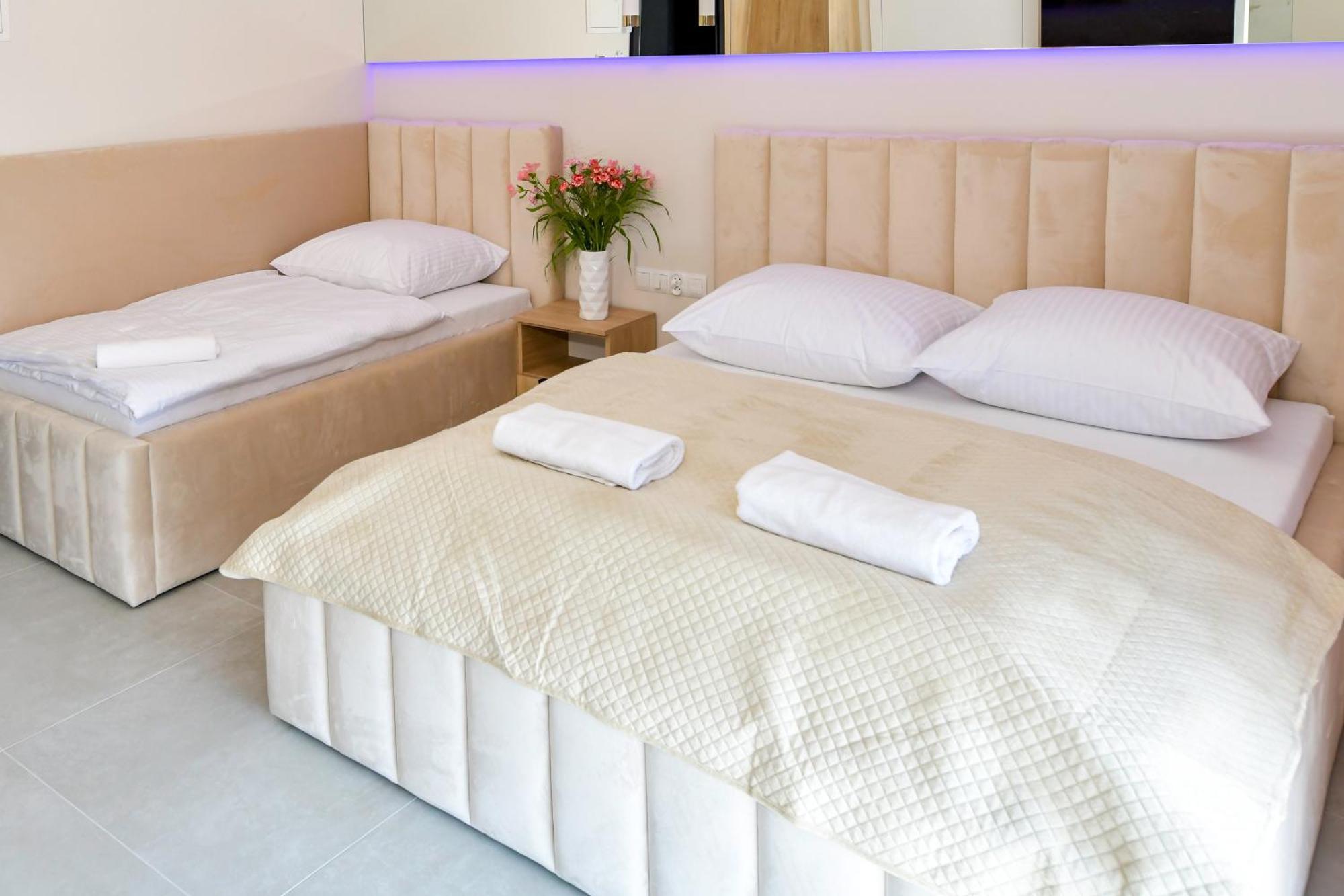 Sloneczne Wzgorze Zator Apartment Bagian luar foto