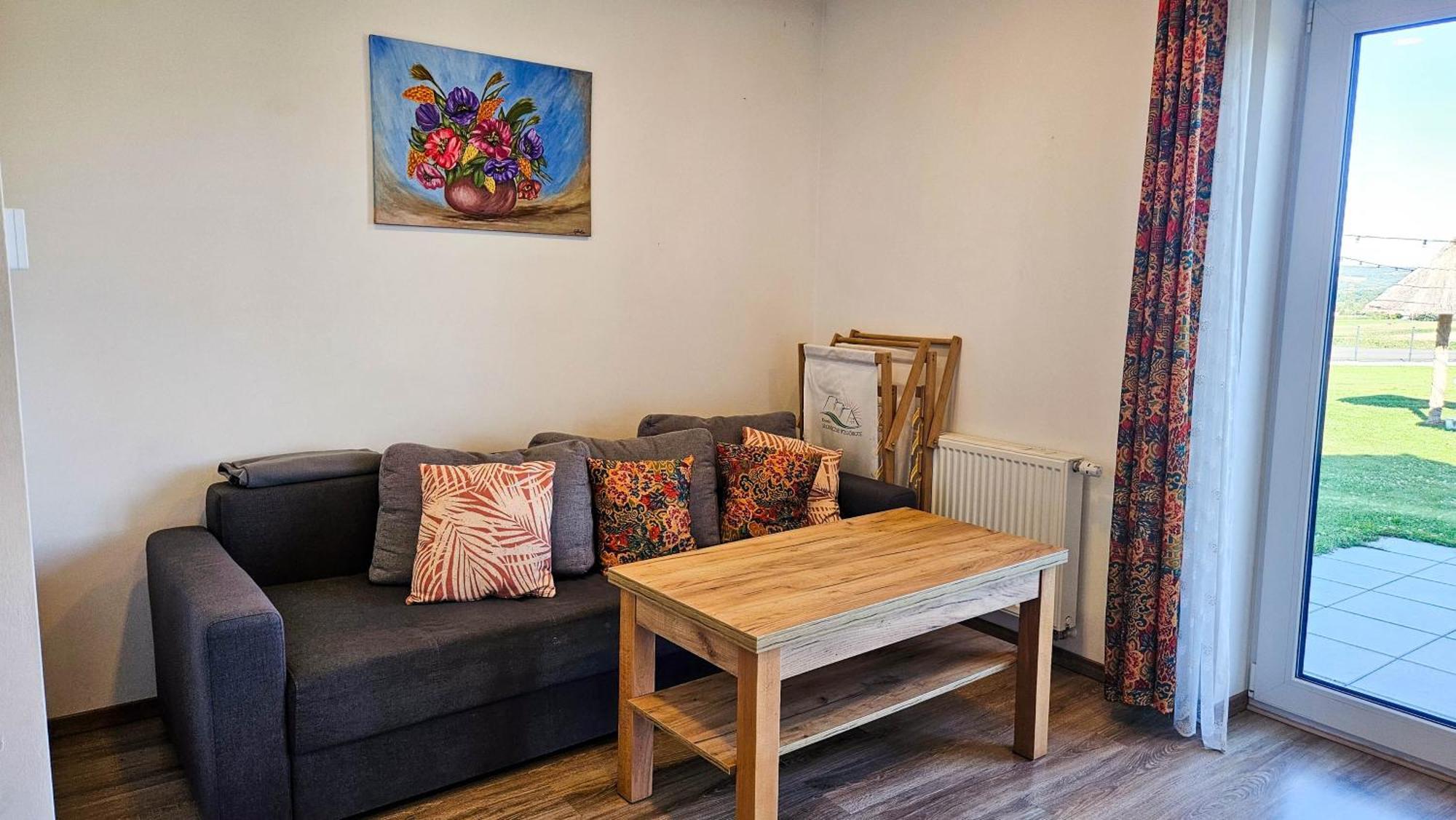 Sloneczne Wzgorze Zator Apartment Bagian luar foto