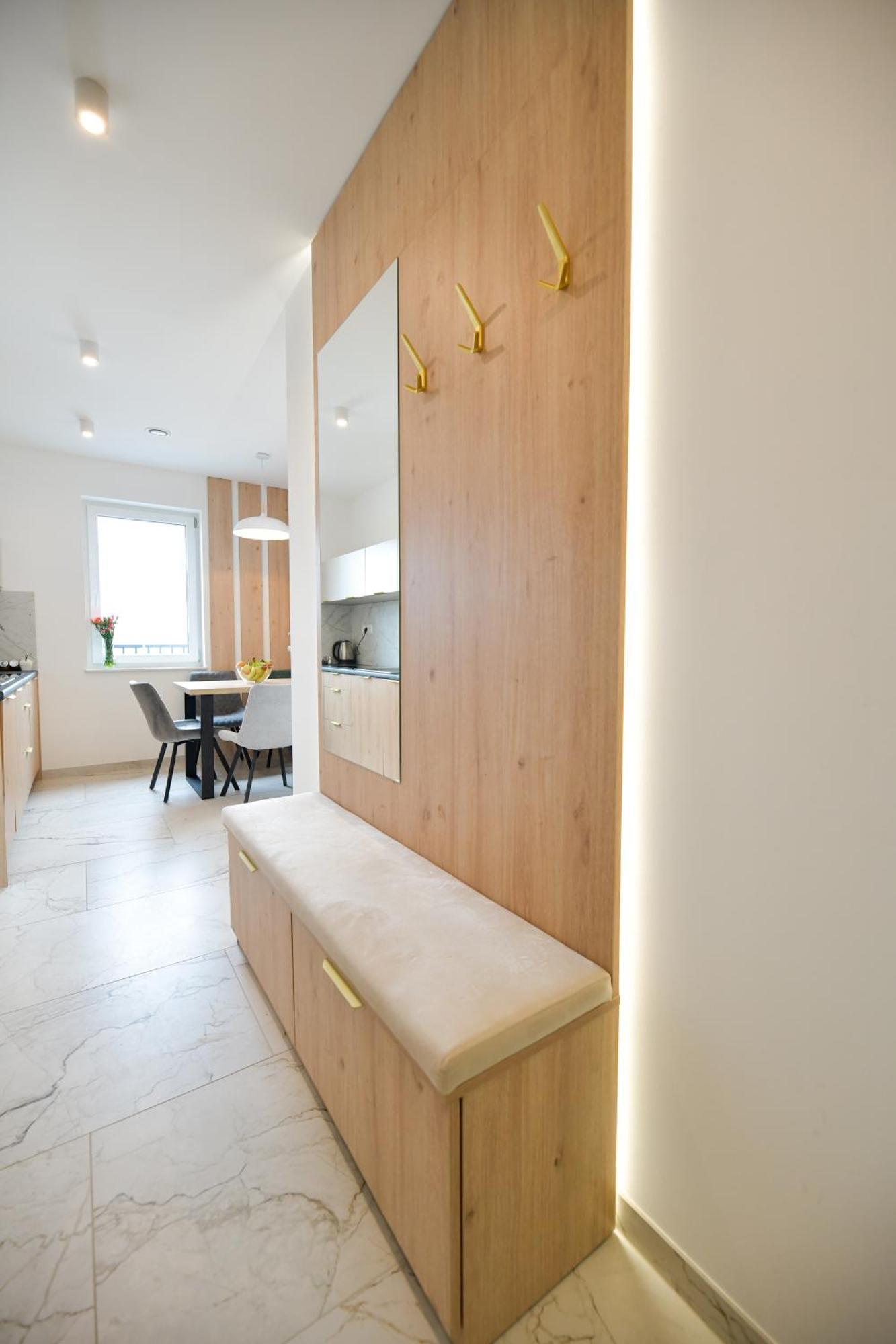 Sloneczne Wzgorze Zator Apartment Bagian luar foto